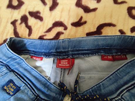 Cropp panske rifle velkost w32, rozmery na fotkach, l