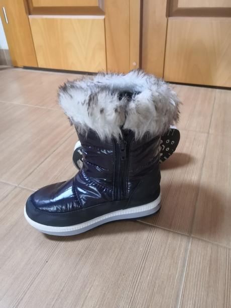 Snehule zn. cortina 32, 32