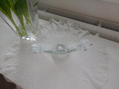 Lisovaná krásna misa v top top stave,, 