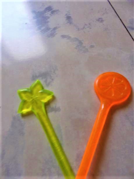 Tyčinky na miešanie nápojov 2 ks, 