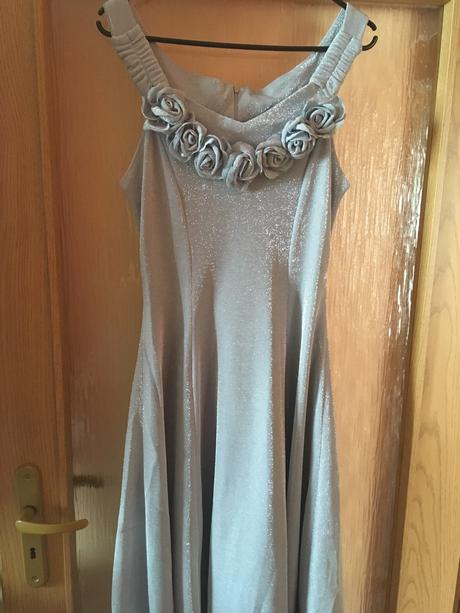 Dámske spoločenské šaty, m