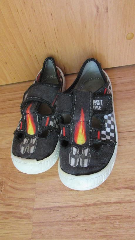 Plátenky alebo prezúvky, 30