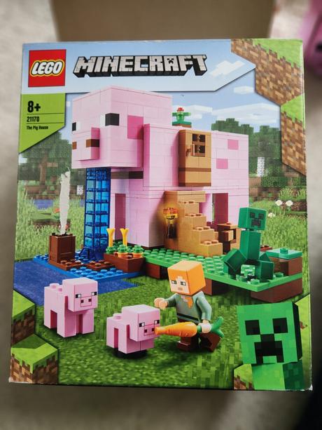 Lego minecraft prasaci dom 21170, 