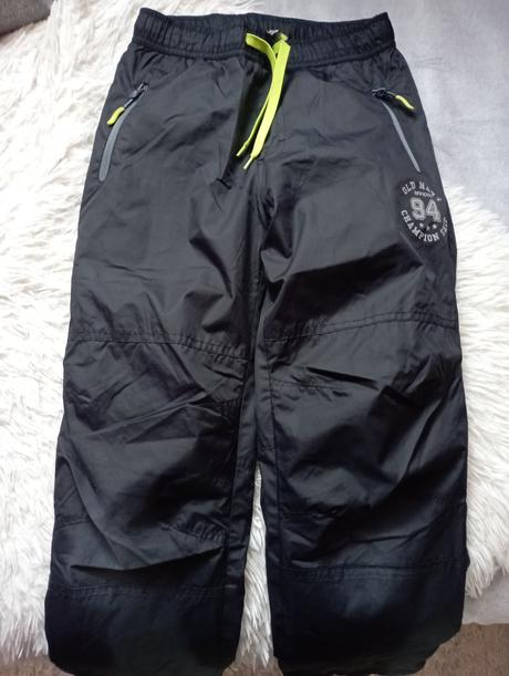 Predám zachovalé oteplovaky veľ.140/146, 146