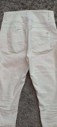 Biele rifle s vysokým sedom, s