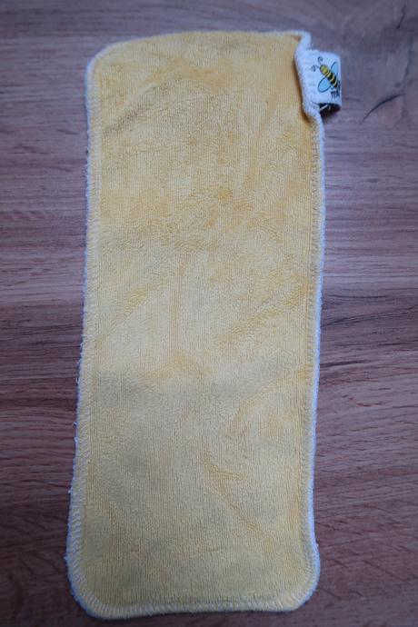 Krátká vkládací plena žlutá, majab