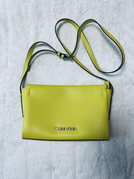 Limetková kabelka na rameno zn. calvin klein, calvin klein