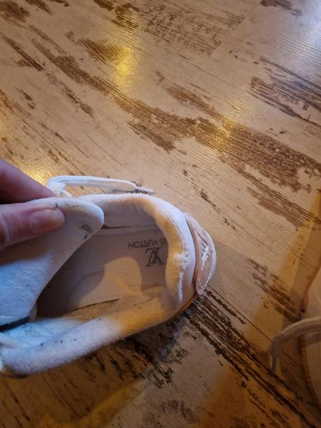 Dievčenské tenisky, 32