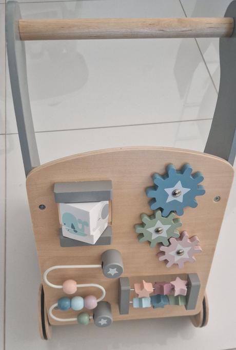 Drevene interaktívne choditko zn. jabadabado,