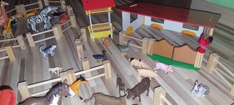 Drevenne zoo a farma, 