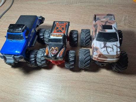 Autá monstertruck, 