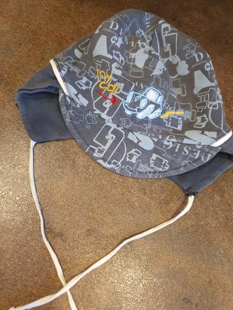 Čiapka na šnúrky pre chlapca veľ. 50, 50