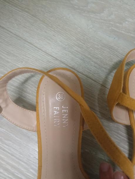Dámske sandále, 38