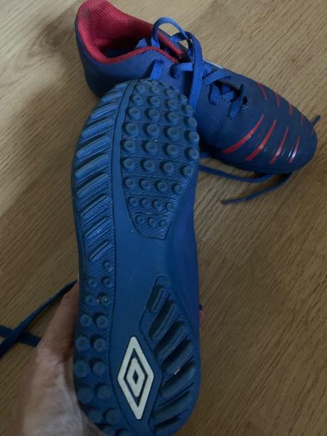 Chlapcenske kopacky umbro, 35