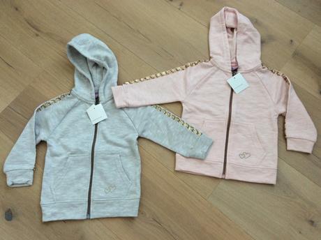 Krasne nove mikiny, takko,98