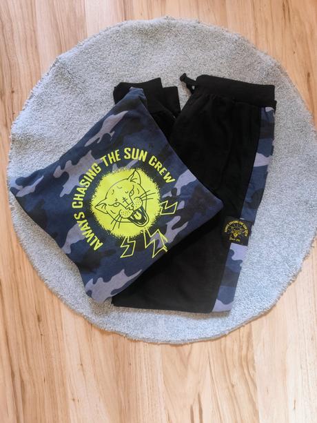 Súprava mikina a tepláky, sinsay,158