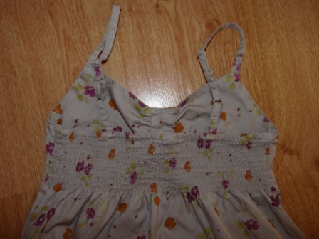 Kvetinkove saty, 122