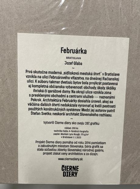 Čierne diery grafika februárka,