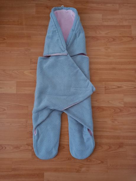 Fusak do autosedačky,