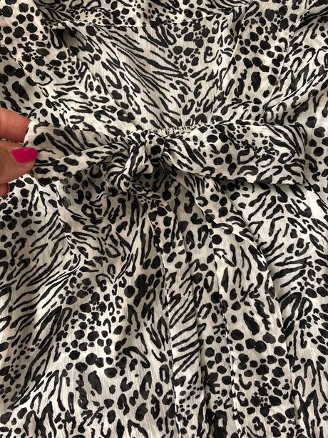 Bielo čierna bluzka atmosphere, v. s-m, atmosphere,38