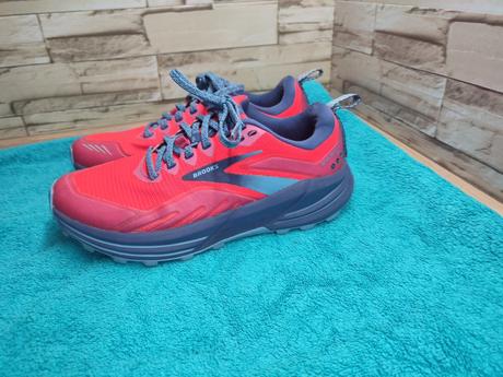 Brooks 39 - dámske bežecké tenisky, 39