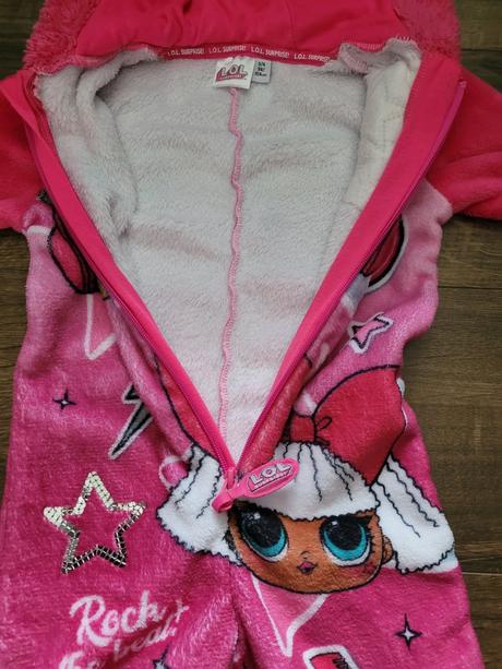 Overal l.o.l surprise, 104