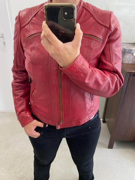 Kožená bunda saki, 38