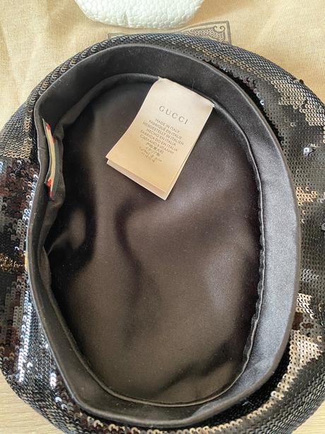 Original gucci gg sequin beret in black, s