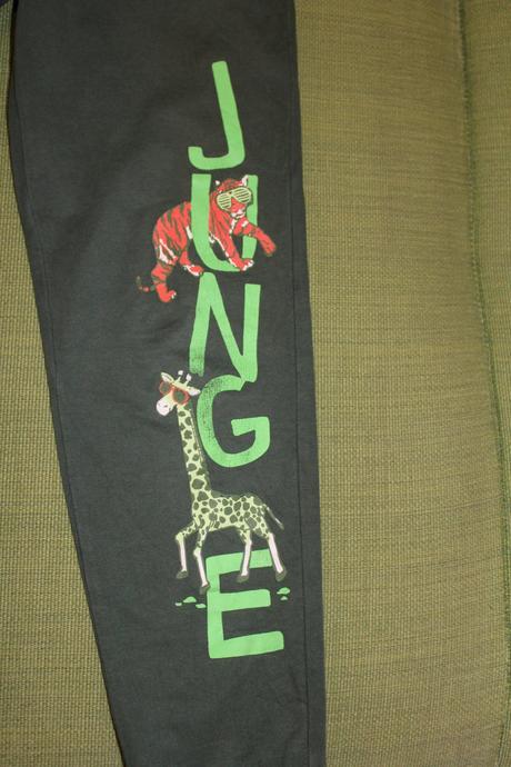 Tepláky jungle, 128