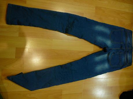 Dievcenske jeginsy-elasticke, 146