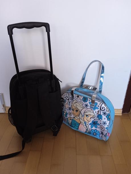 Kufrík a taška, disney