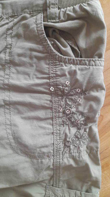 Letné nohavice, 122