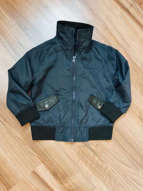 Prechodná bunda, 104