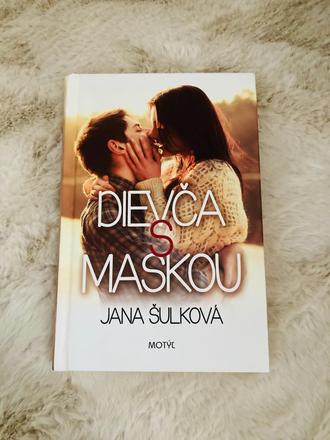 Kniha dievča s maskou,