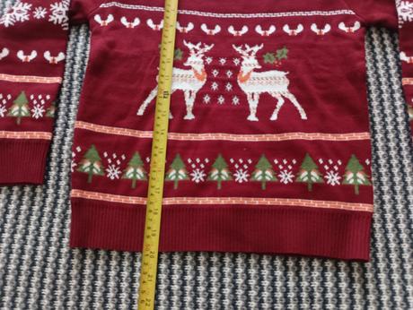 Nový vianočný sveter, 140
