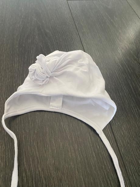 Dievčenská čiapka, 50