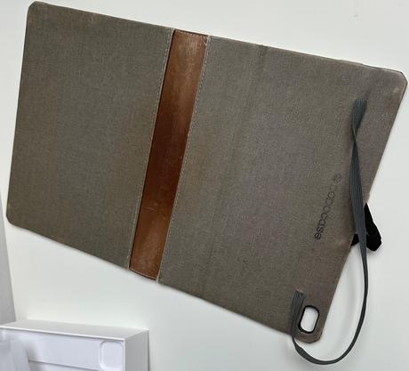Obal na tablet od dodocase za 20eur+zadarmo,