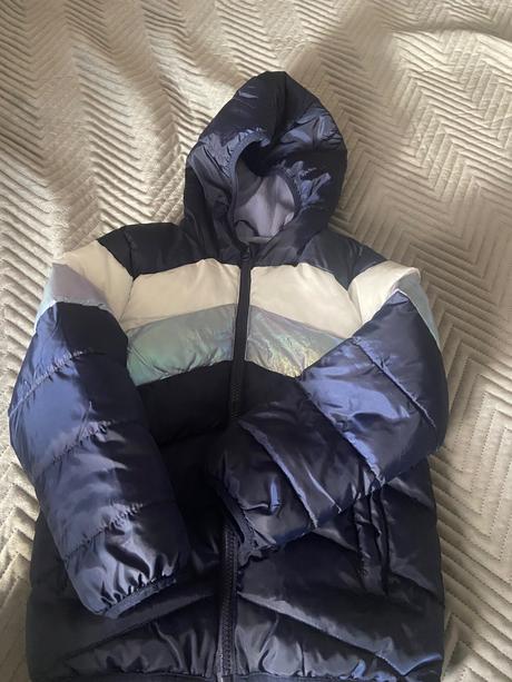 Dievčenská bunda, 122