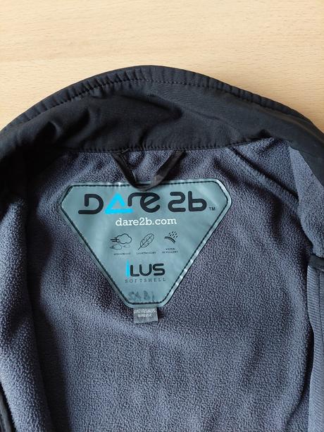 Čierna softshelová bunda dare2b, 152