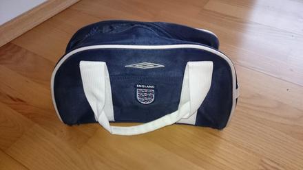 Kabelka umbro england, 