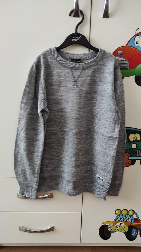 Sveter, next,140