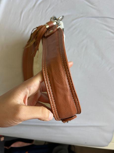 Bielo-hnedá kabelka, 