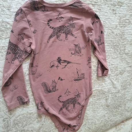 Body fialové mačky, lindex,86