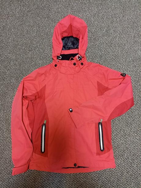 Tenká bundička, 152