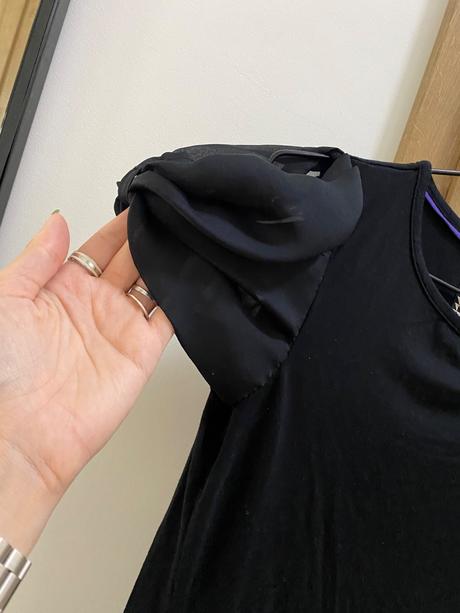 Tričko s volánmi, principles,s