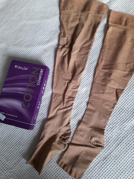 Stahujuce pancuchy bez spice s krajkou, m