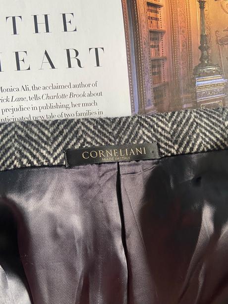 Corneliani luxusný talianský pánsky kabát 56 (l), l