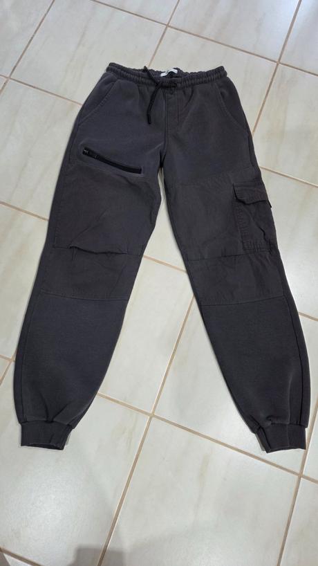 Teplaky, reserved,170