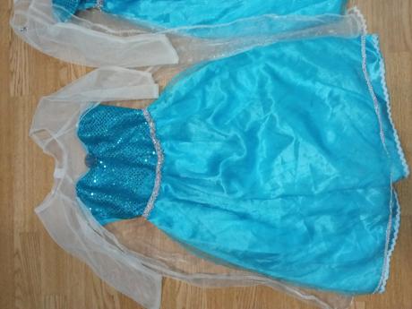 Karnevalové šatičky., 