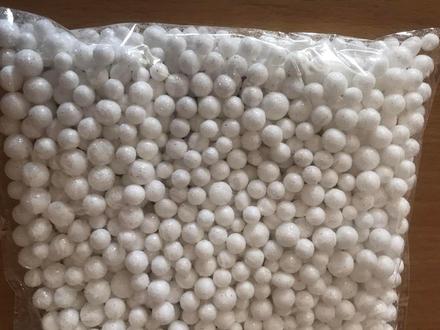 Trblietavá imitácia snehu, 